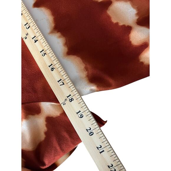 Rust Tie-Dye Tunic Top – Asymmetrical Hem, 3/4 Sleeve, Size Medium - Picture 4 of 5